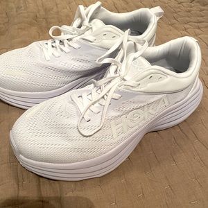 White hoka bondi 8
